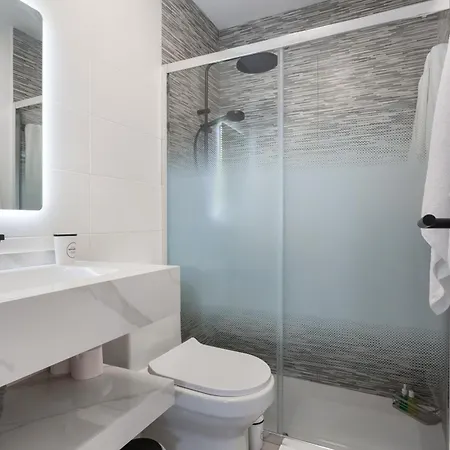 Semesterbostad Stevier *